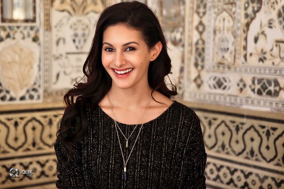 Amyra-Dastur